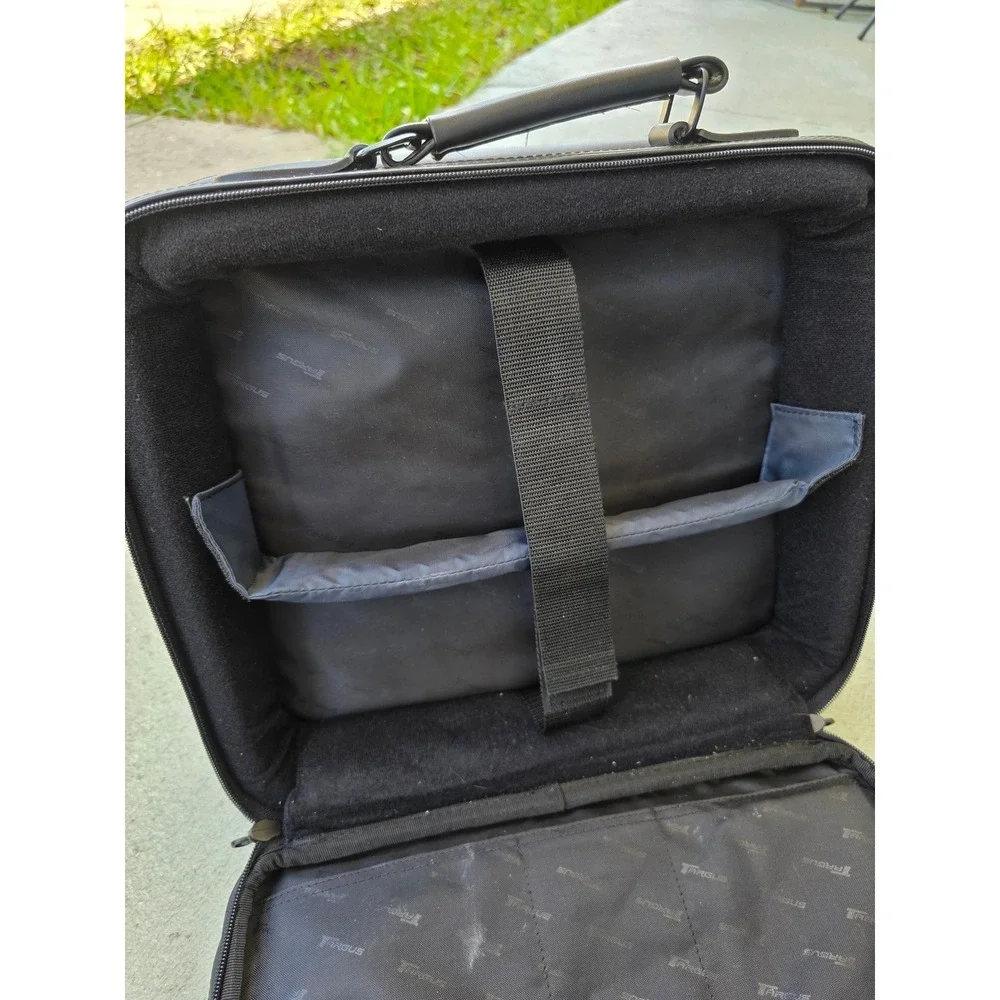Targus Black Faux Leather Laptop Briefcase Messenger Bag Compartment 15in‎ E3